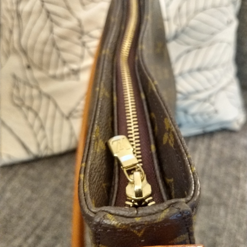 Vintage Louis Vuitton bag - Picture 5 of 15